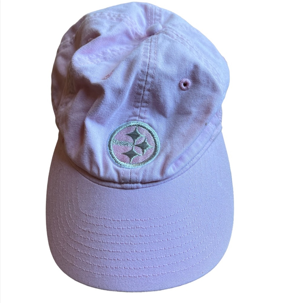 Woman’s Pink Pittsburgh Steelers Hat